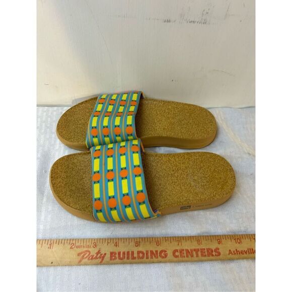 Fitflops x YinkaILori sandals US 7 multi color geometric shapes - Picture 4 of 7
